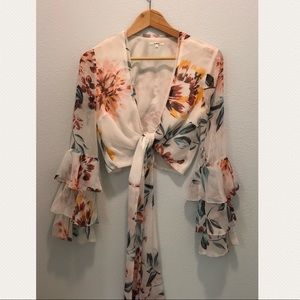 TULAROSA floral top sz small